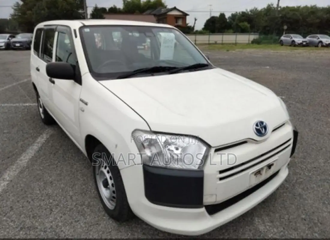 Toyota Probox 1.5 Hybrid DX Comfort 2020
