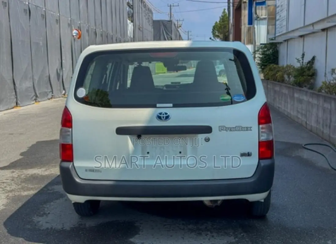Toyota Probox 1.5 Hybrid DX Comfort 2020