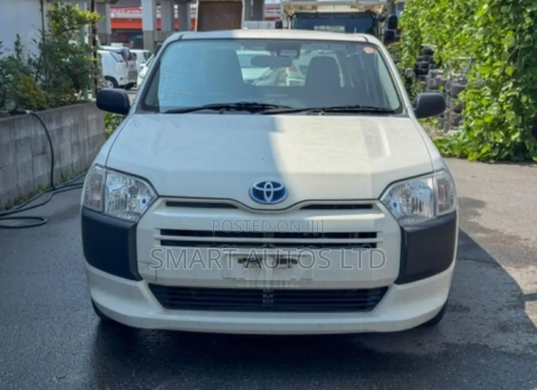 Toyota Probox 1.5 Hybrid DX Comfort 2020