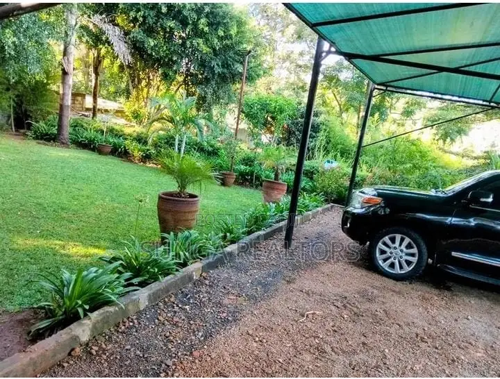 Furnished 1bdrm Bungalow in Old Kitisuru for rent