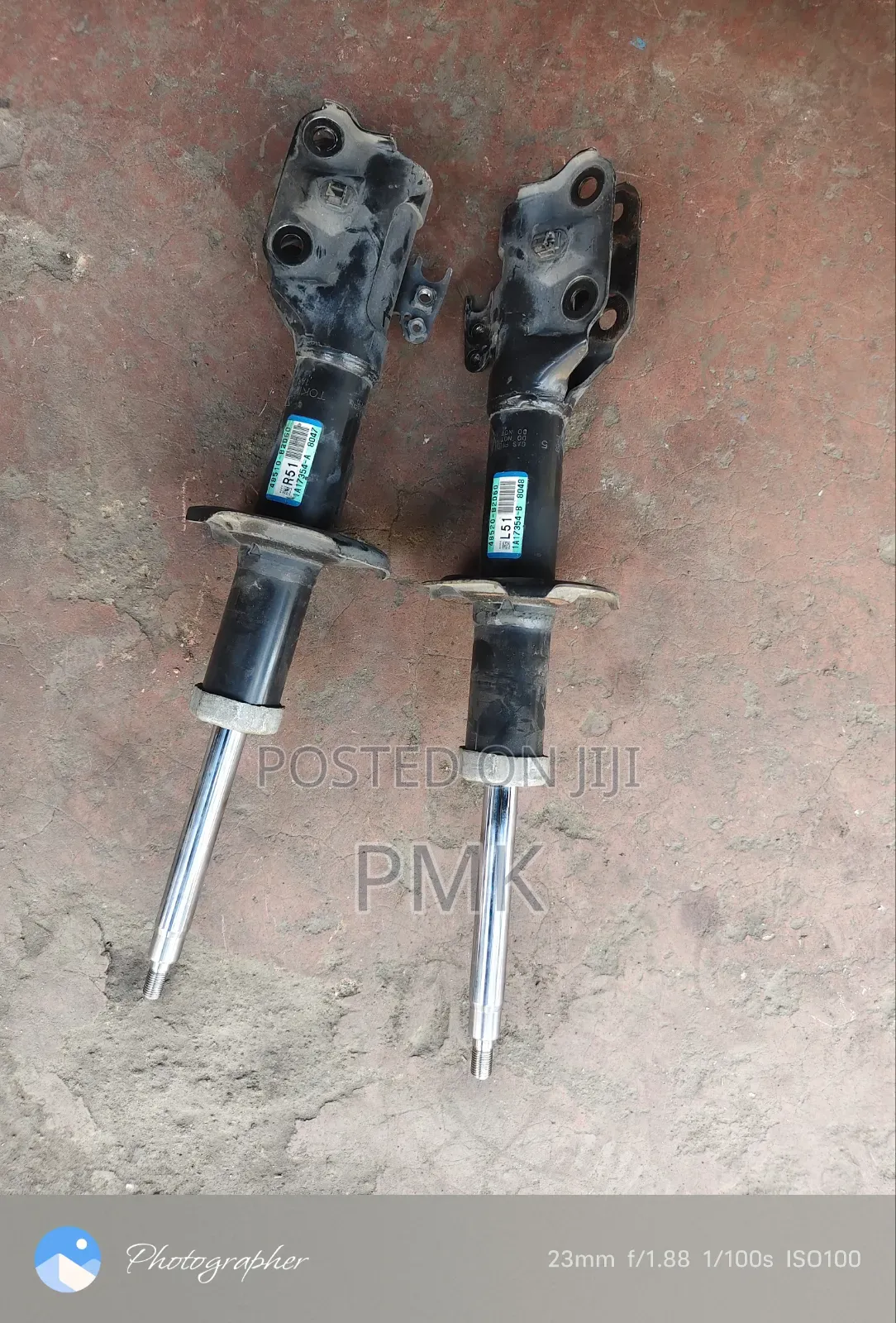 Dihatsu Mira Front Shock