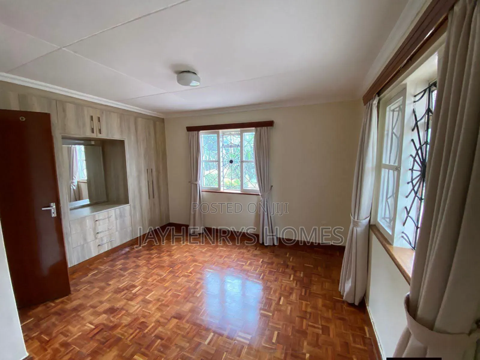 5bdrm House in Nyari for rent