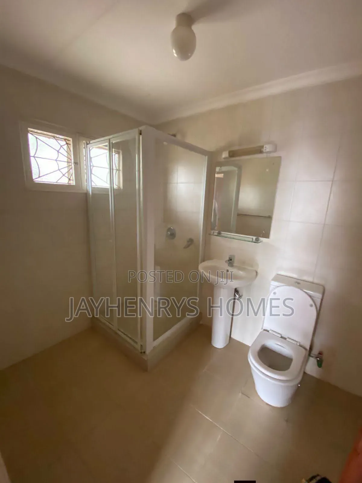 5bdrm House in Nyari for rent