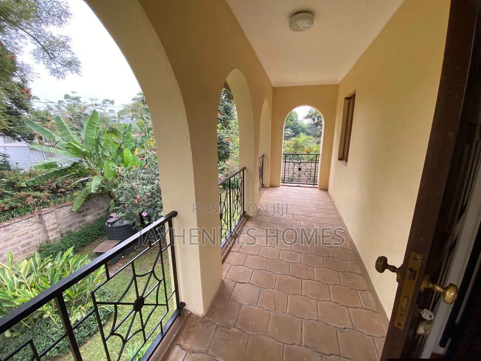 5bdrm House in Nyari for rent
