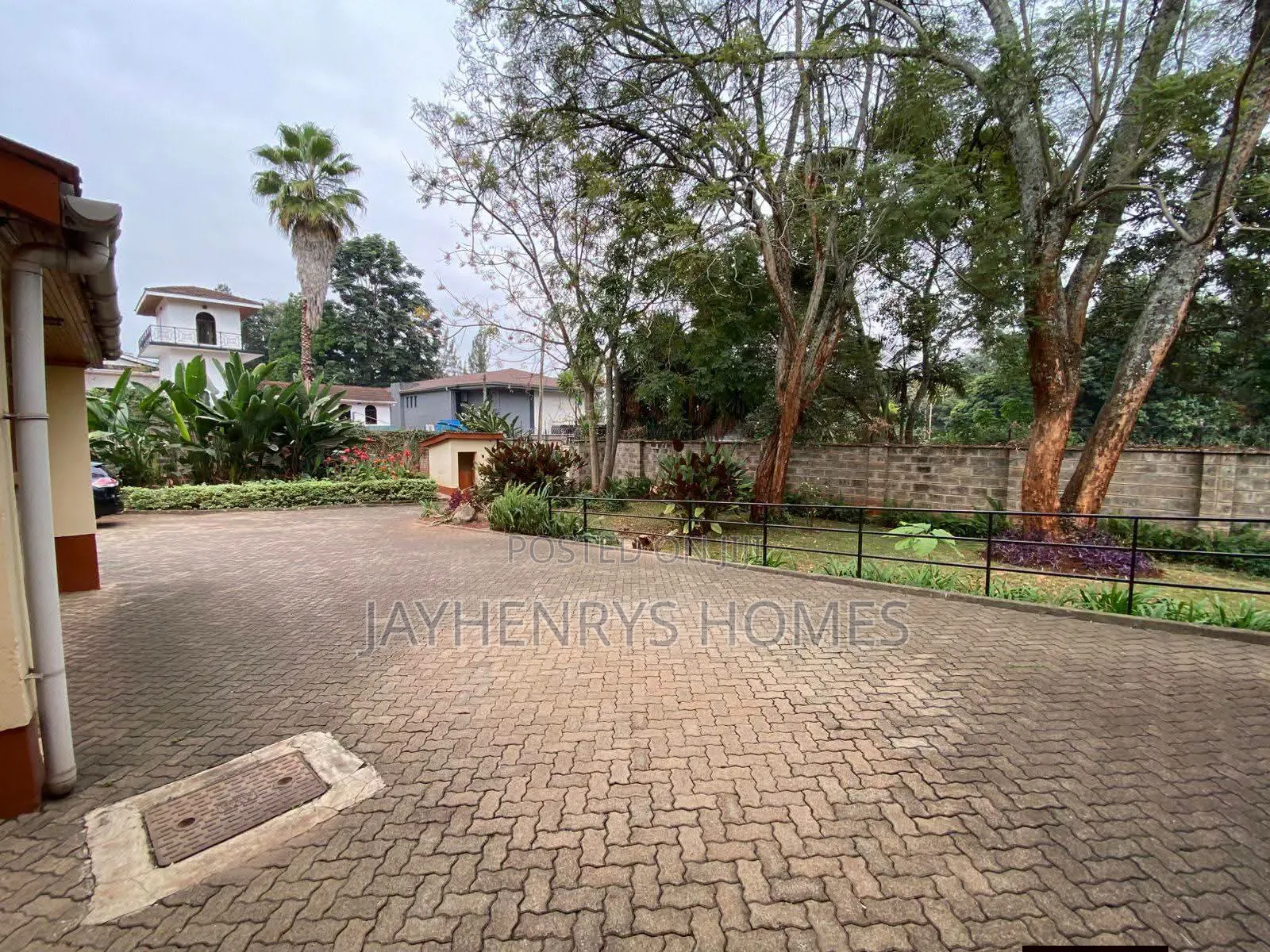 5bdrm House in Nyari for rent