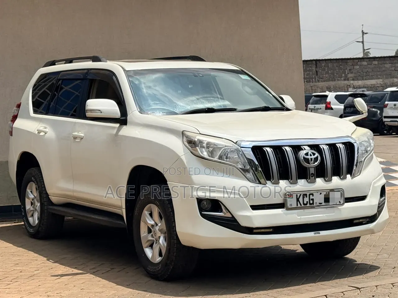 Toyota Land Cruiser Prado 2009 White