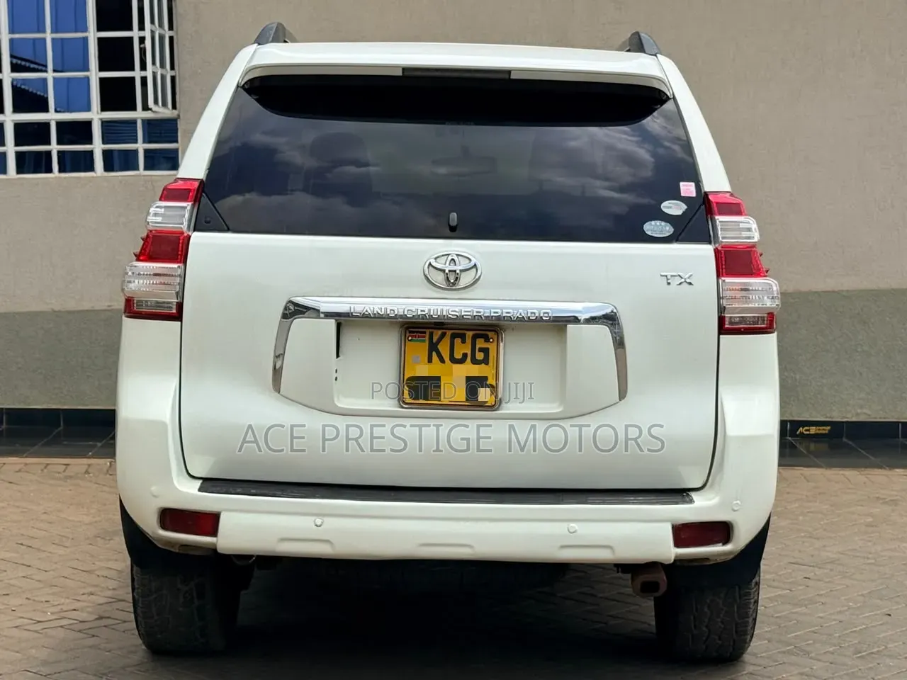 Toyota Land Cruiser Prado 2009 White