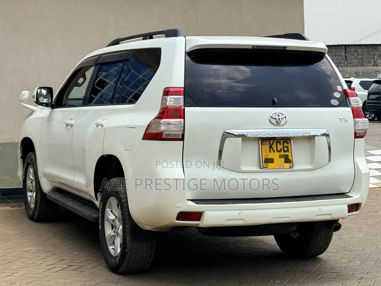 Toyota Land Cruiser Prado 2009 White