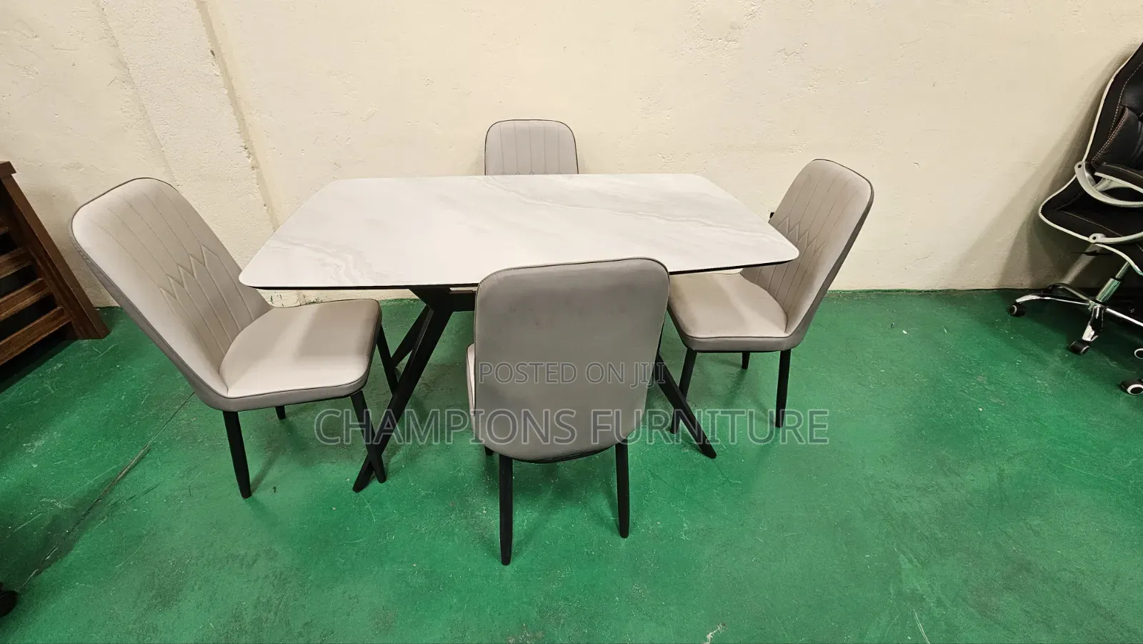 Luxe 5-Piece Dining Set