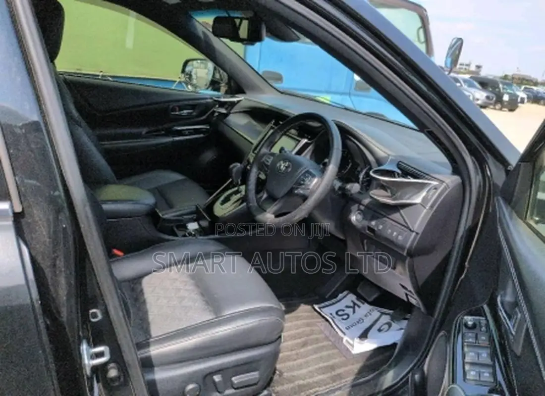 Toyota Harrier 2020 Matt Black