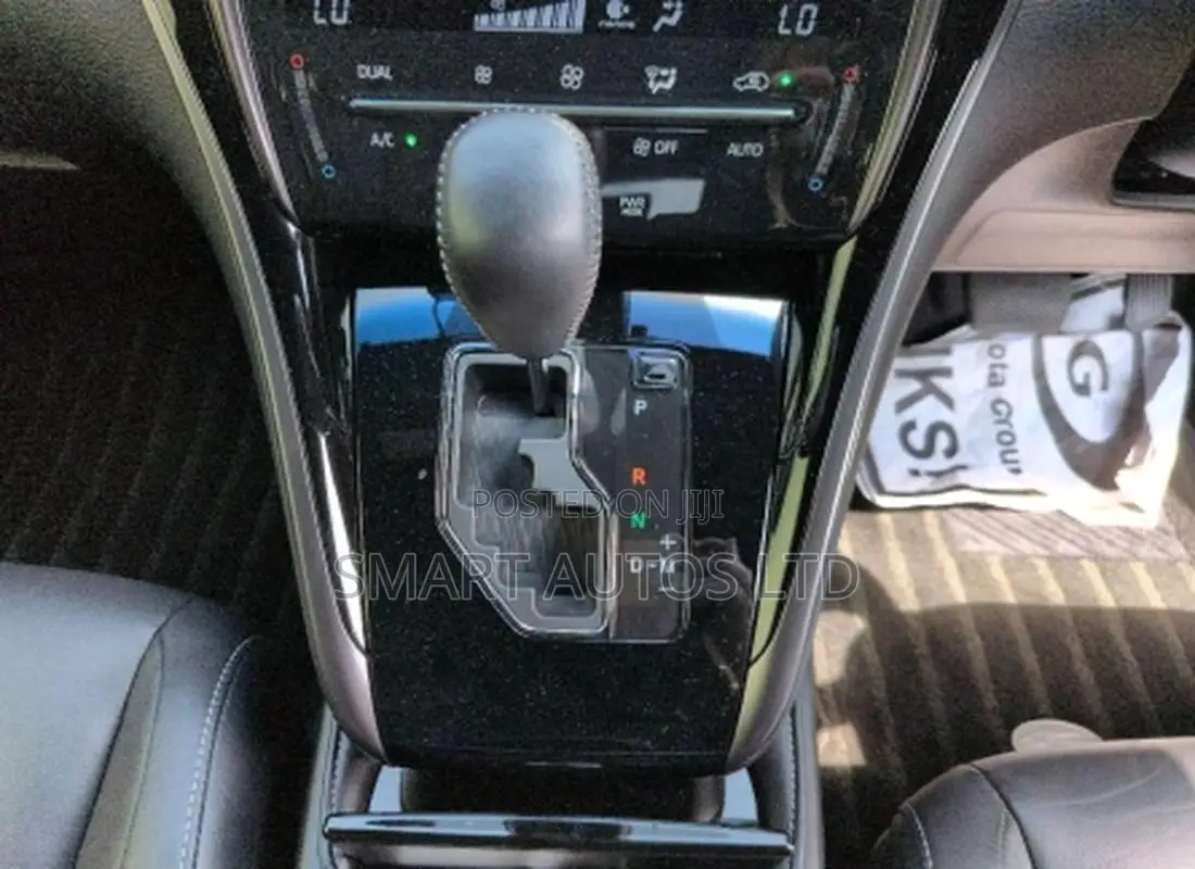 Toyota Harrier 2020 Matt Black