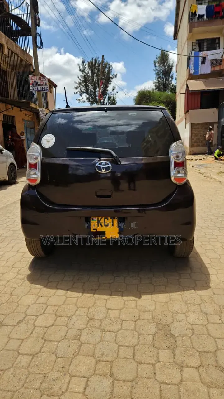 Toyota Passo 2011 Black