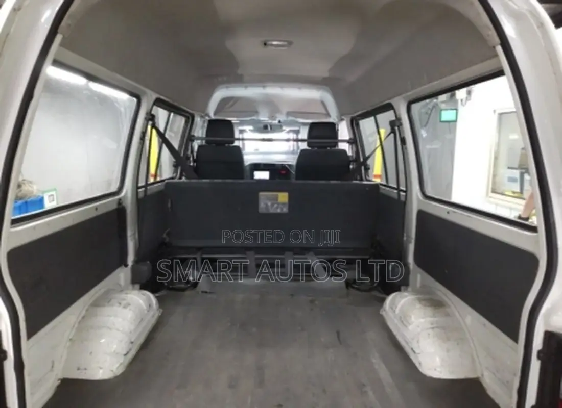 Mazda Bongo 2020