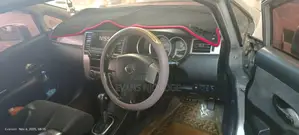 Nissan Tiida 1.5L 16V 2010 Silver