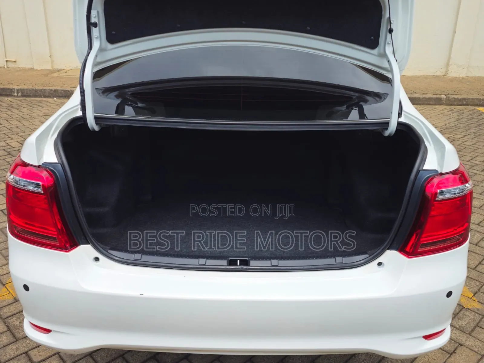 Toyota Axio 2017 White