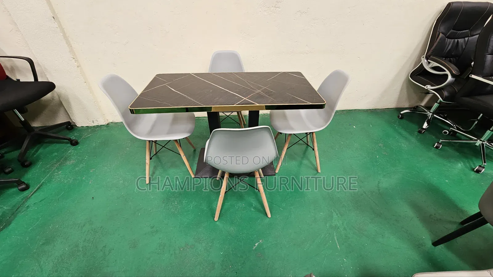 Onyx Edge 4 Seater Dining Set