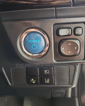 Toyota Corolla Fielder 2019 Blue