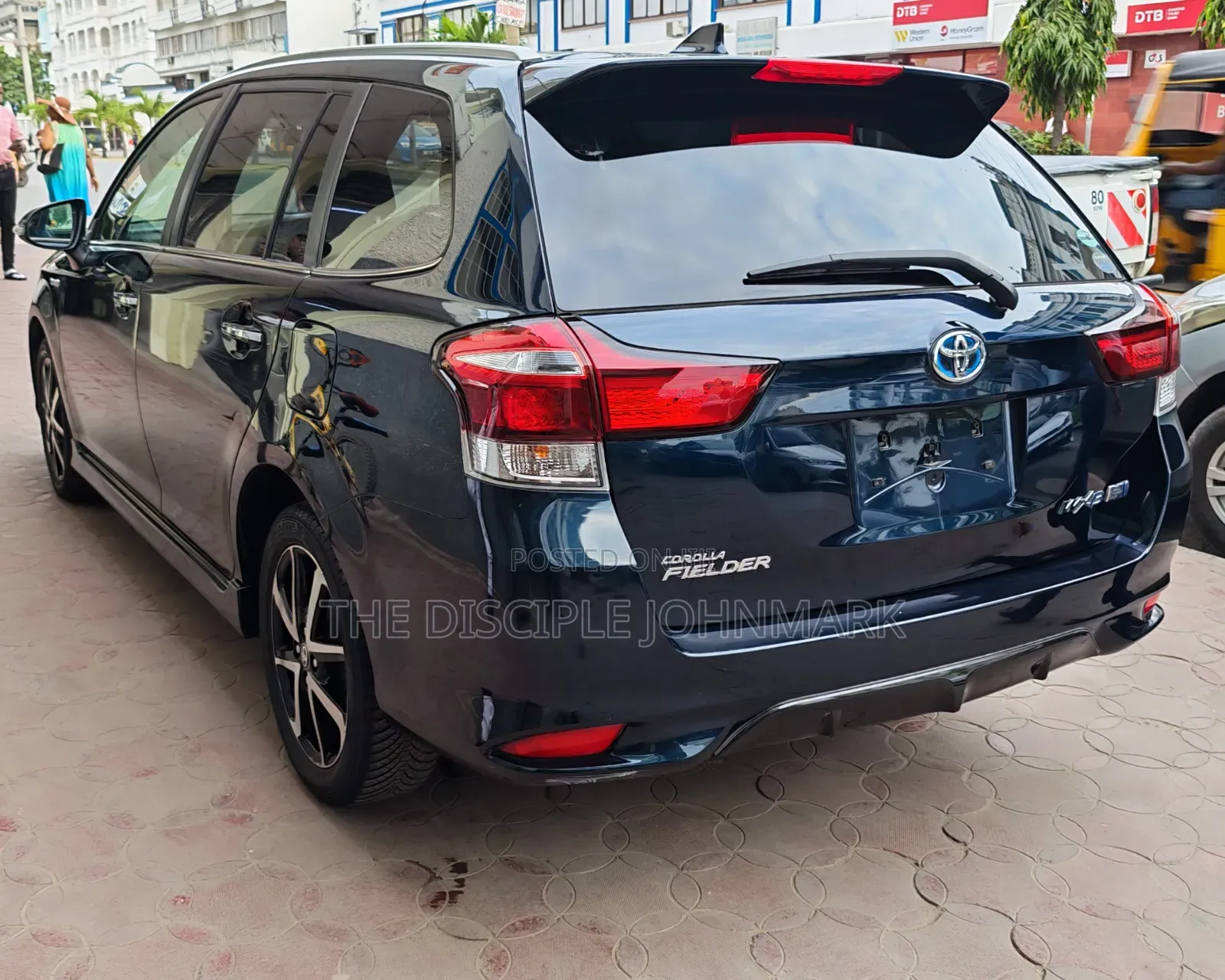 Toyota Corolla Fielder 2019 Blue