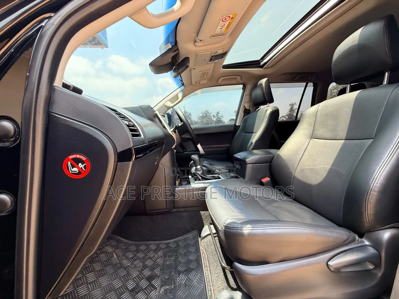 Toyota Land Cruiser Prado 2017 Black