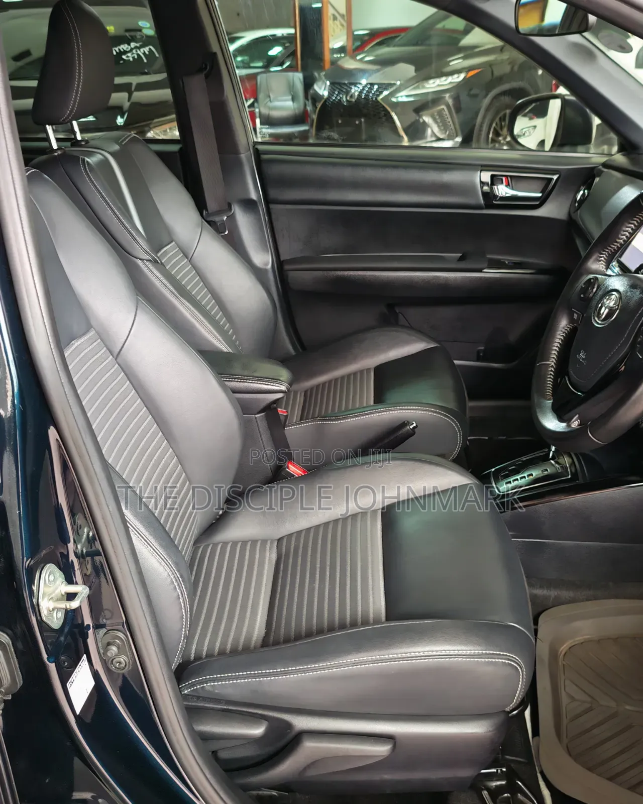 Toyota Corolla Fielder 2019 Blue
