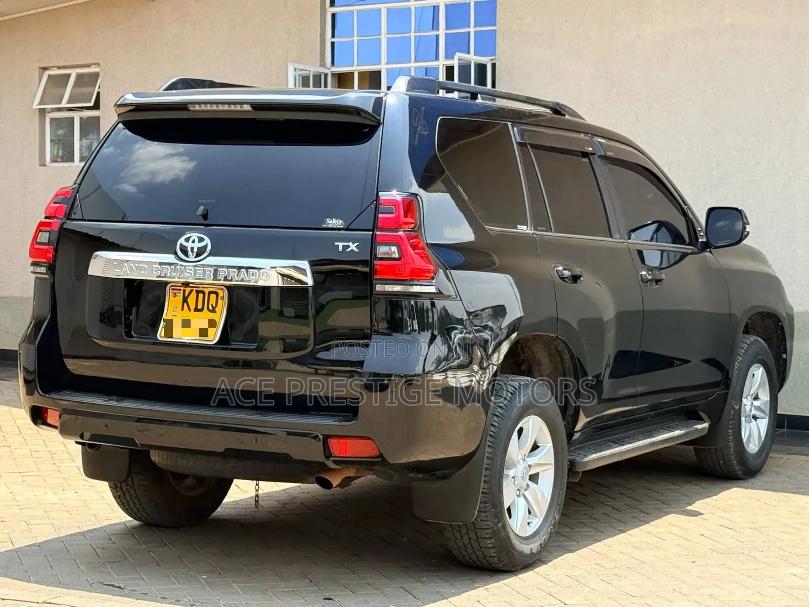Toyota Land Cruiser Prado 2017 Black