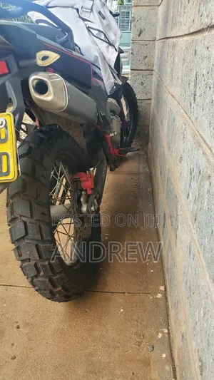 Raleigh 400cc 2019 Red