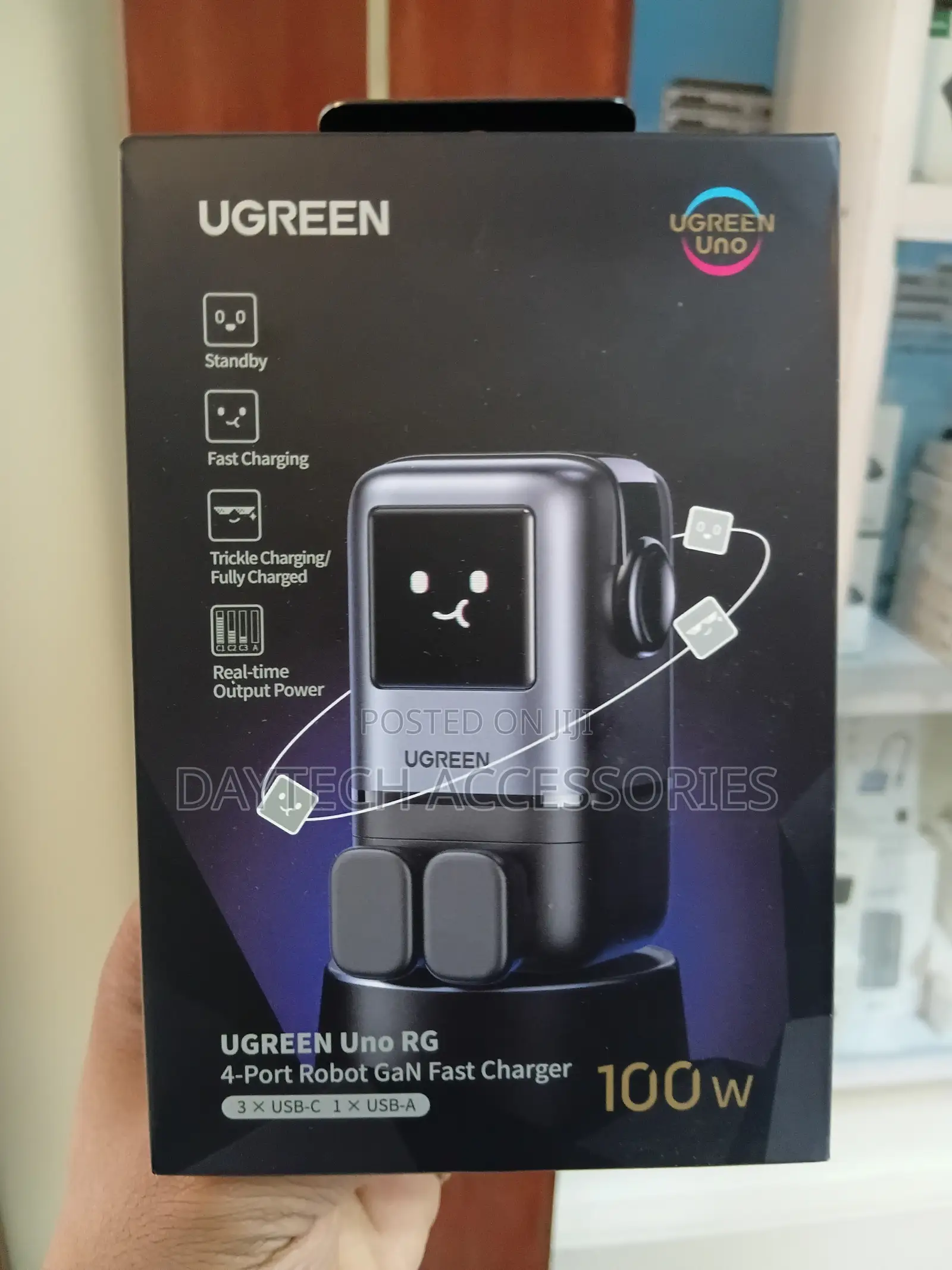 UGREEN Uno 100W 4-Port USB C Wall Charger GaN Fast Charging Block.