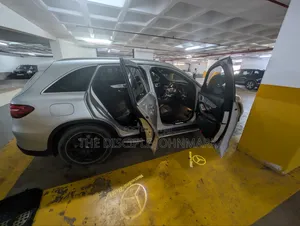 Mercedes-Benz GLC-Class 2016 Silver