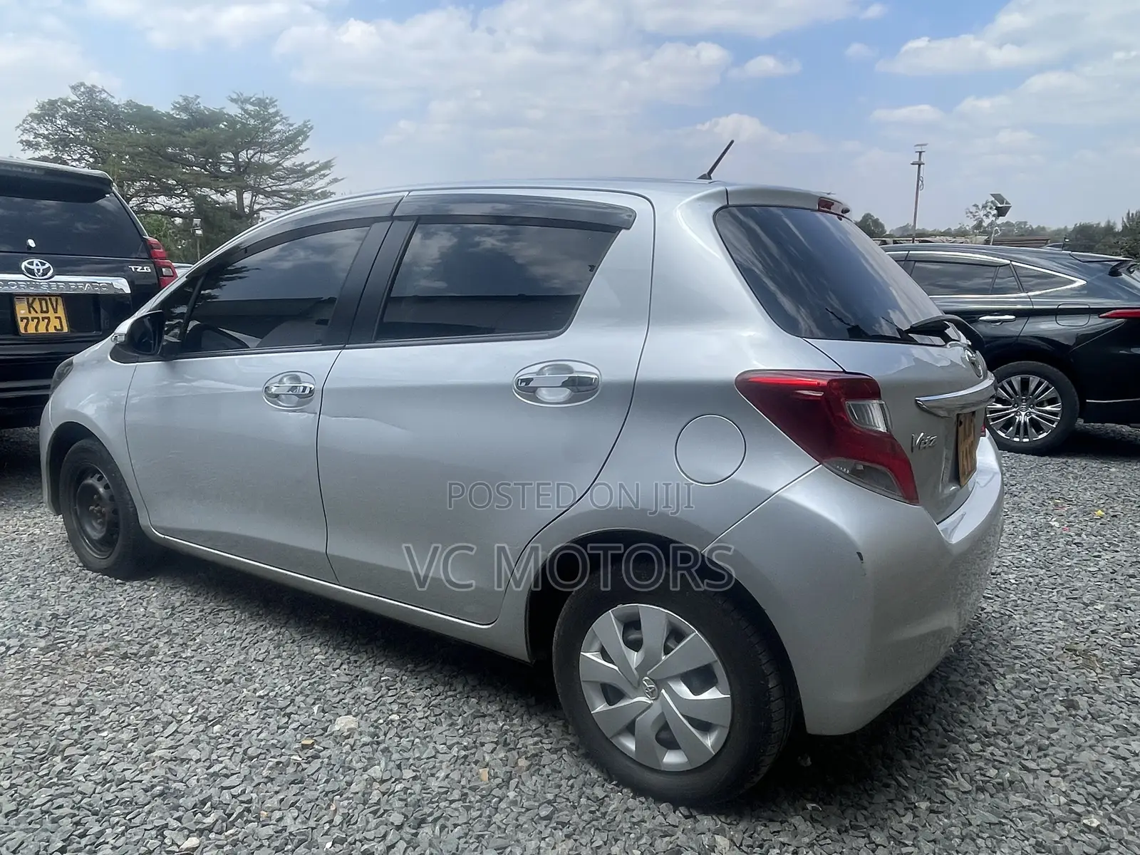 Toyota Vitz 1.0 FWD 5dr 2016