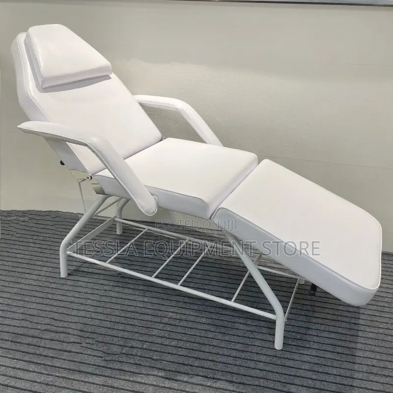 Lash Extension Massage Table