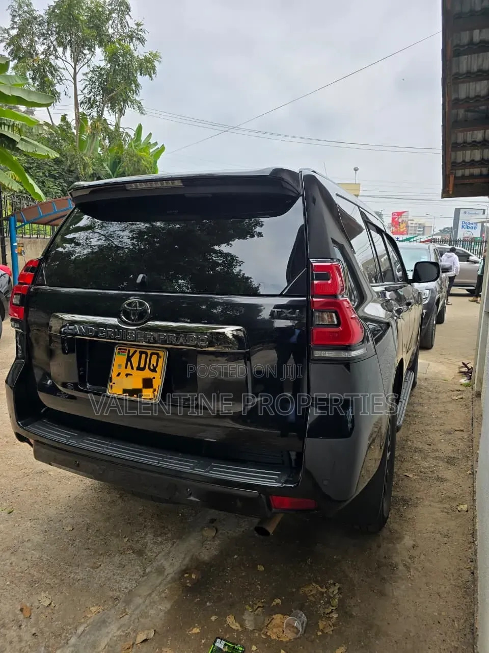 Toyota Land Cruiser Prado 2022 Black