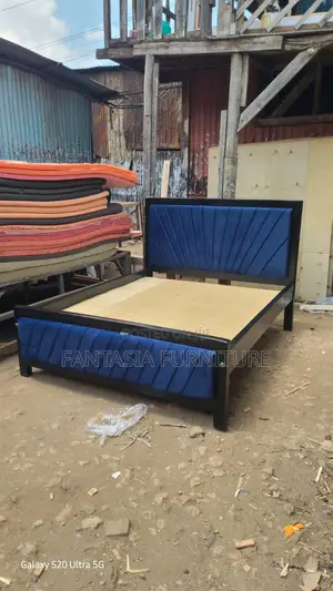 5x6 Blue Sunburst Mocket Bed: Pay on Delivery