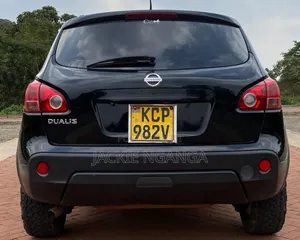 Nissan Dualis 2011 Black