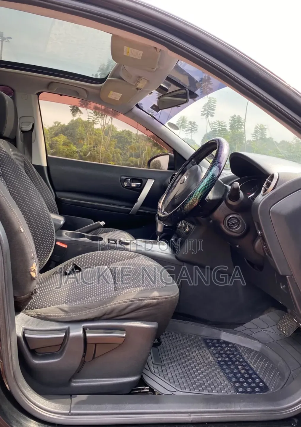 Nissan Dualis 2011 Black