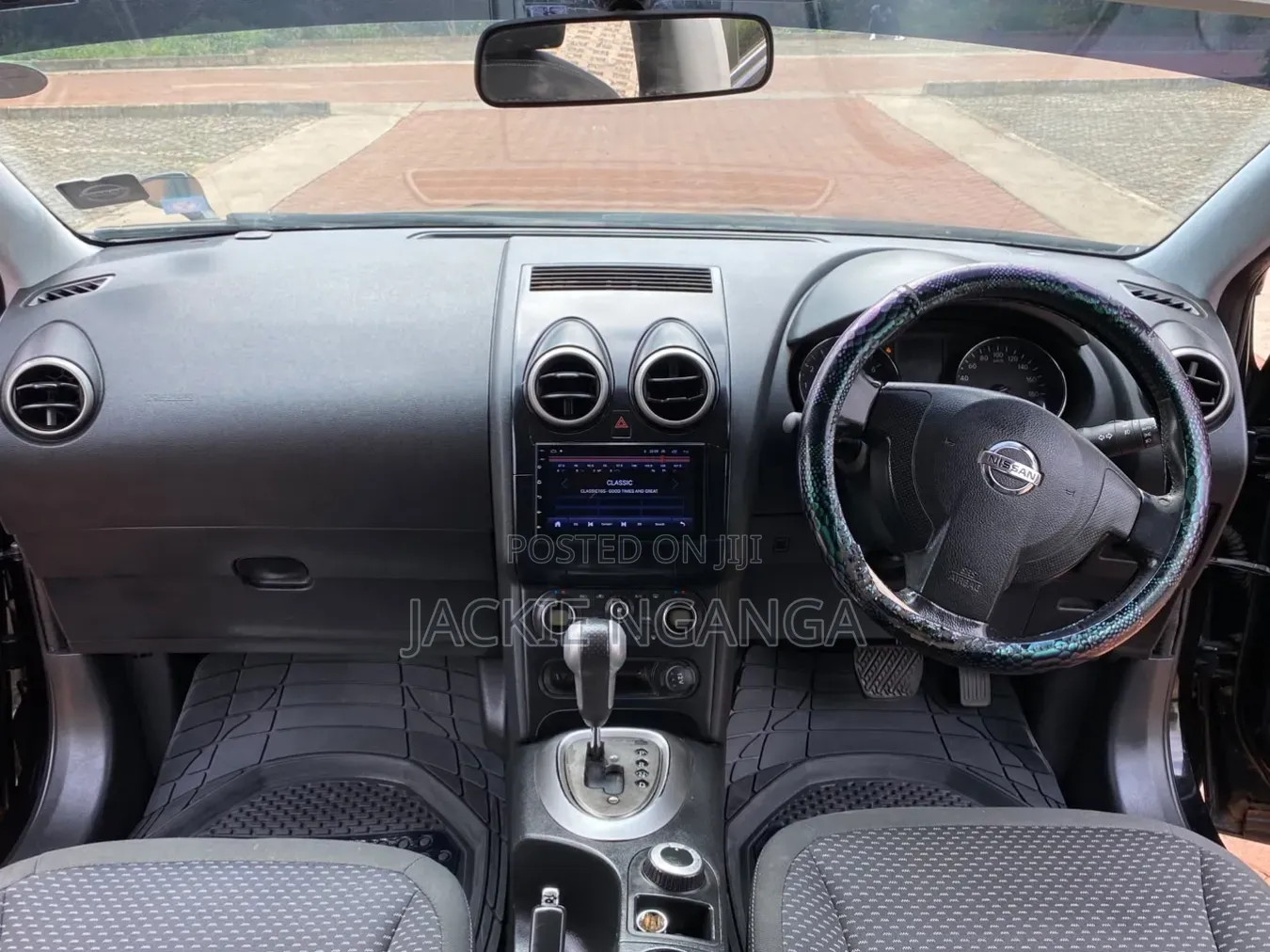 Nissan Dualis 2011 Black