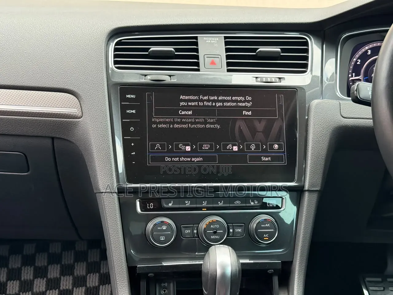Volkswagen Golf 2019 White