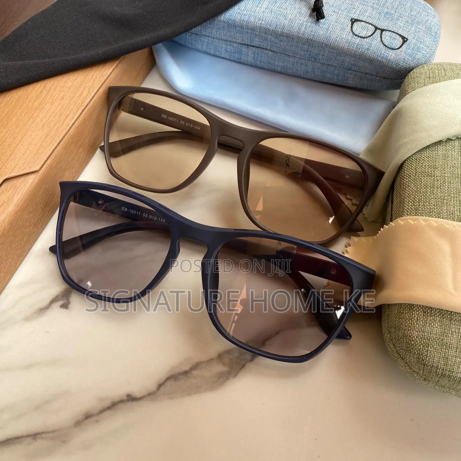 Blue Block + Photocromatic Sunglasses(sunnies+casing+wipe)