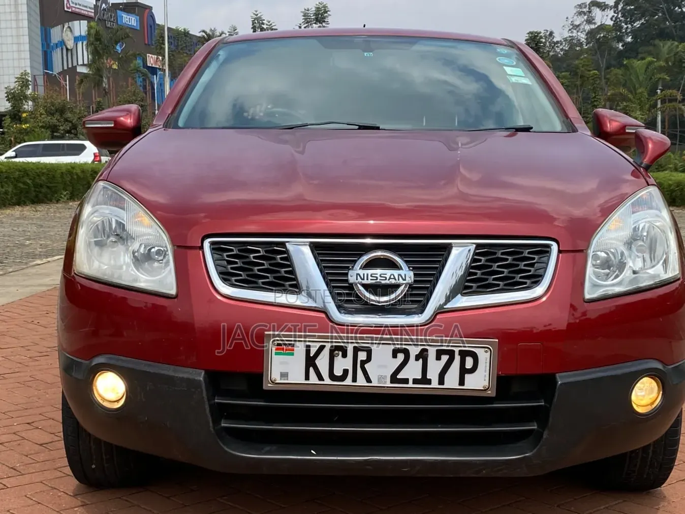 Nissan Dualis 2011 Red