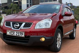 Nissan Dualis 2011 Red