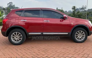 Nissan Dualis 2011 Red