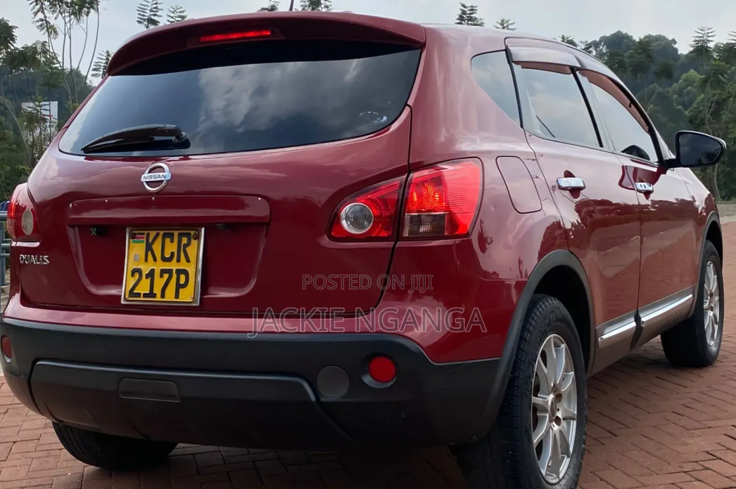 Nissan Dualis 2011 Red