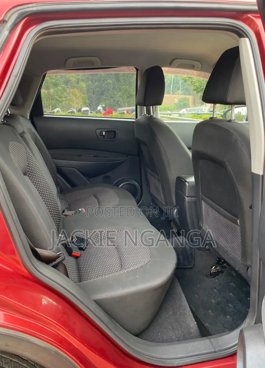 Nissan Dualis 2011 Red