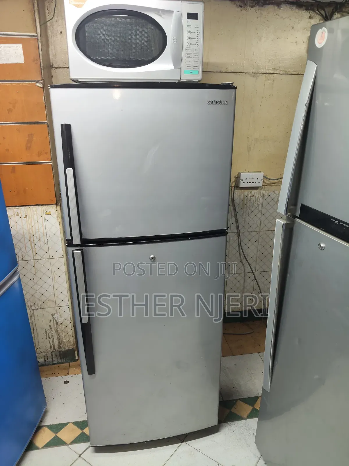 Sumsung Fridge Well Maintained Double Doors Fridge