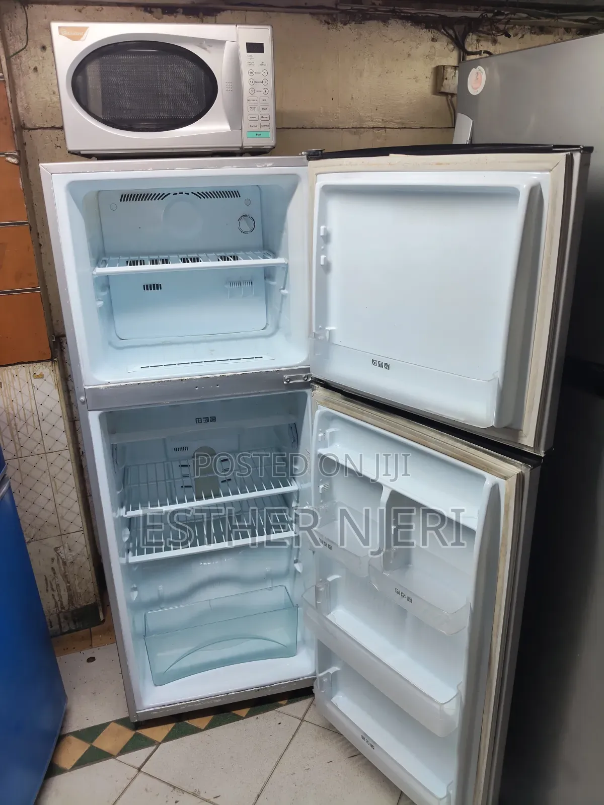 Sumsung Fridge Well Maintained Double Doors Fridge