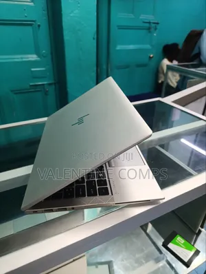 Laptop HP EliteBook 845 G8 16GB AMD Ryzen 3 SSD 256GB