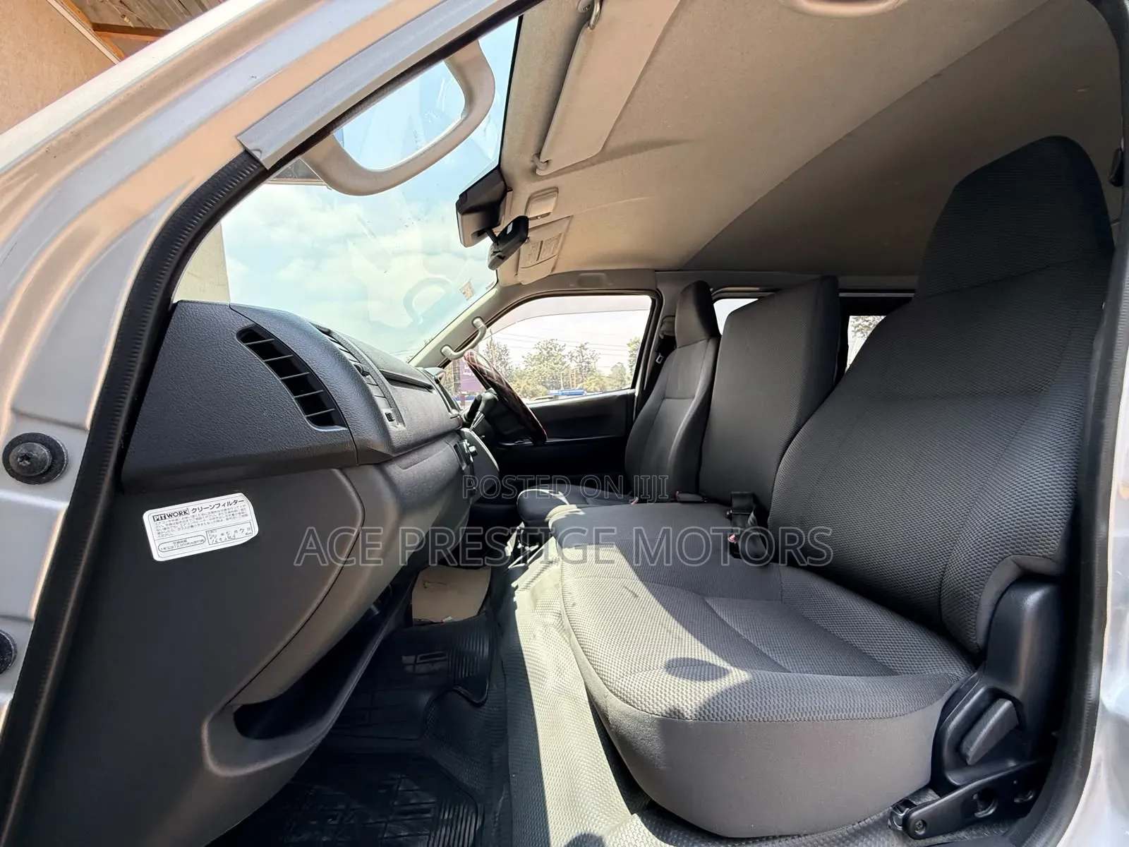Toyota HiAce 2019 Silver
