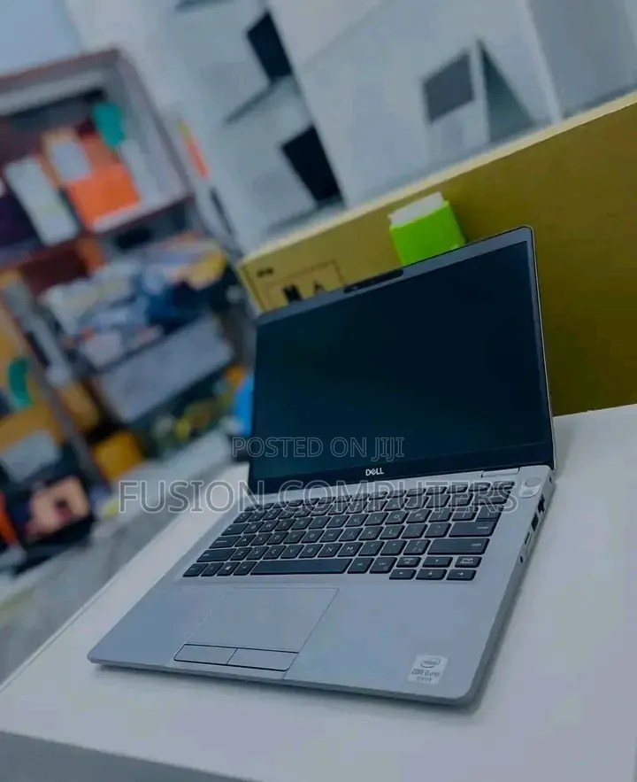Laptop Dell Latitude 5310 8GB Intel Core i5 SSD 256GB