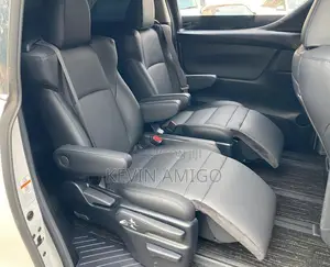 Toyota Vellfire 2019 White