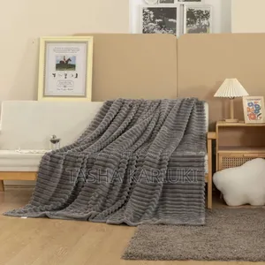 Luxury Fuzzy Fleece Blanket – Soft, Warm Cozy