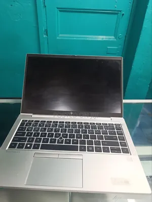 Laptop HP EliteBook 845 G8 16GB AMD Ryzen 5 SSD 512GB